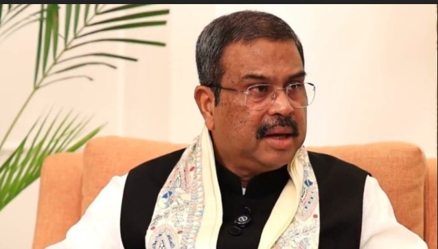 Dharmendra Pradhan Condoles Delhi Blast Victims, Urges People Not To Panic