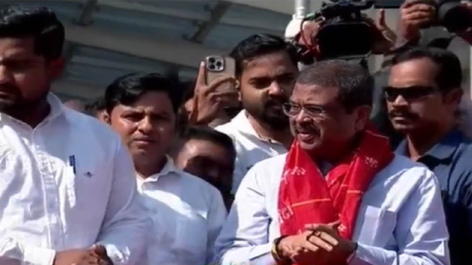 Massive Welcome For Dharmendra Pradhan After NDA’s Bihar Poll Triumph