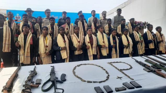 Odisha: 22 Maoists Surrender with Arms in Malkangiri
