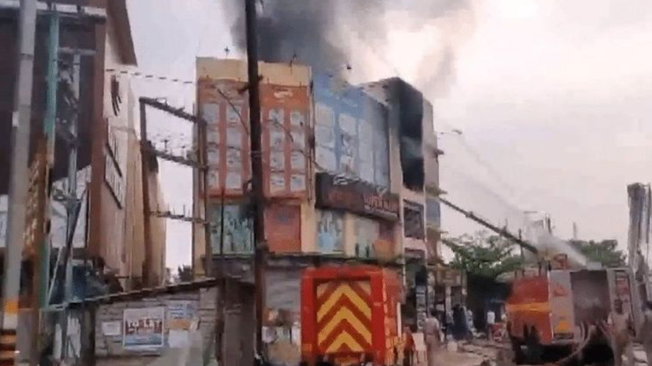 Bhubaneswar Supermarket Blaze: Firefighters Struggle to Control Mall Fire After 18 Hours