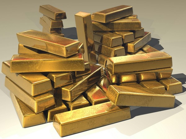 Why Gold is Suddenly Falling During Iran War-Here’s the Real Reason Behind the Surprise Fall