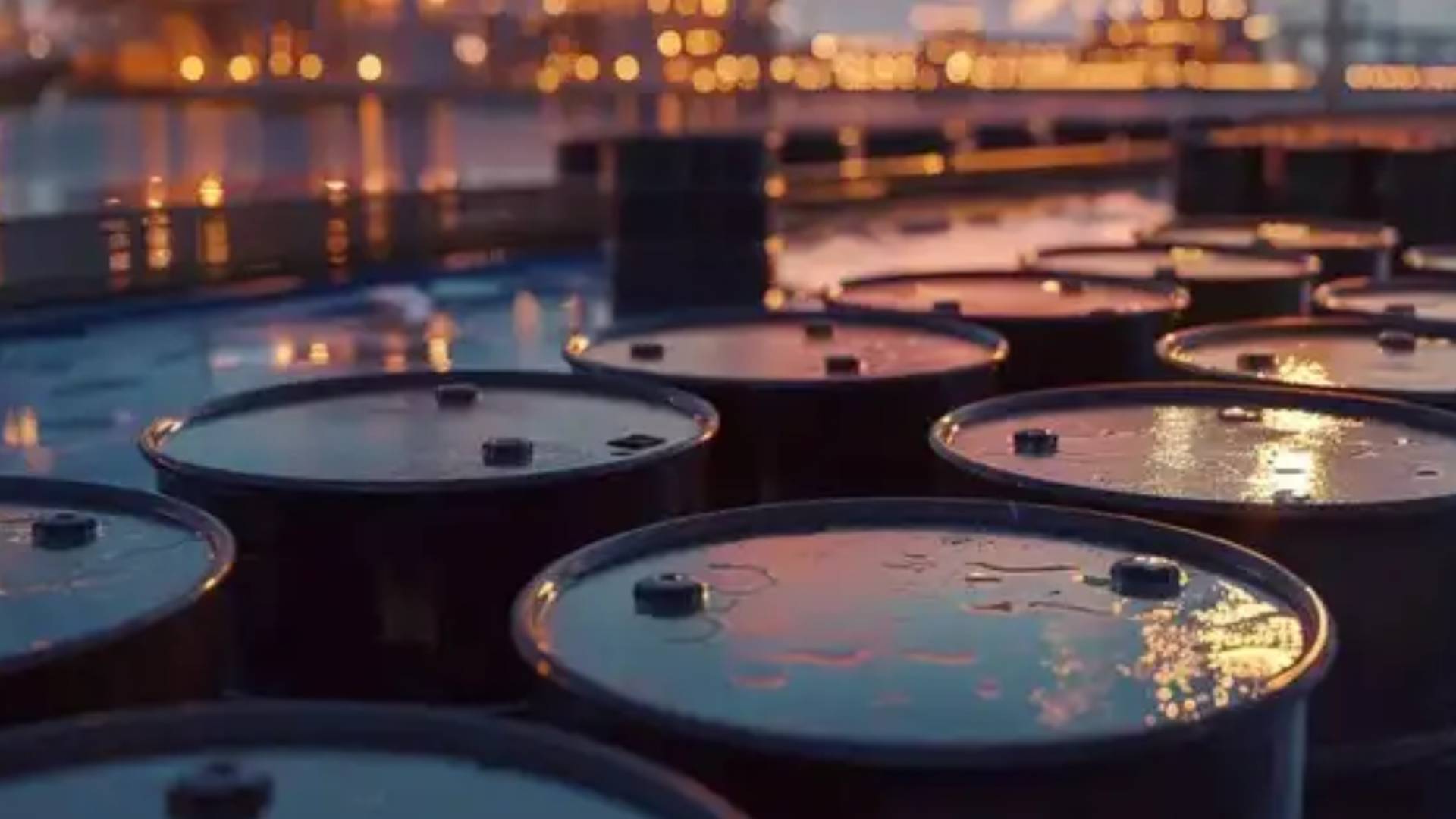 Oil Prices Surge Despite Trump’s Pause on Iran Strikes