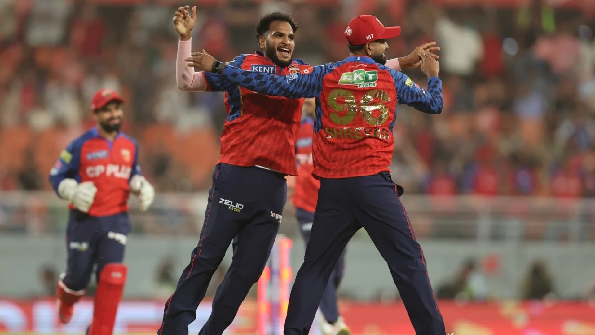 IPL 2026: Vijaykumar Vyshak Shines as PBKS Restrict GT to 162/6