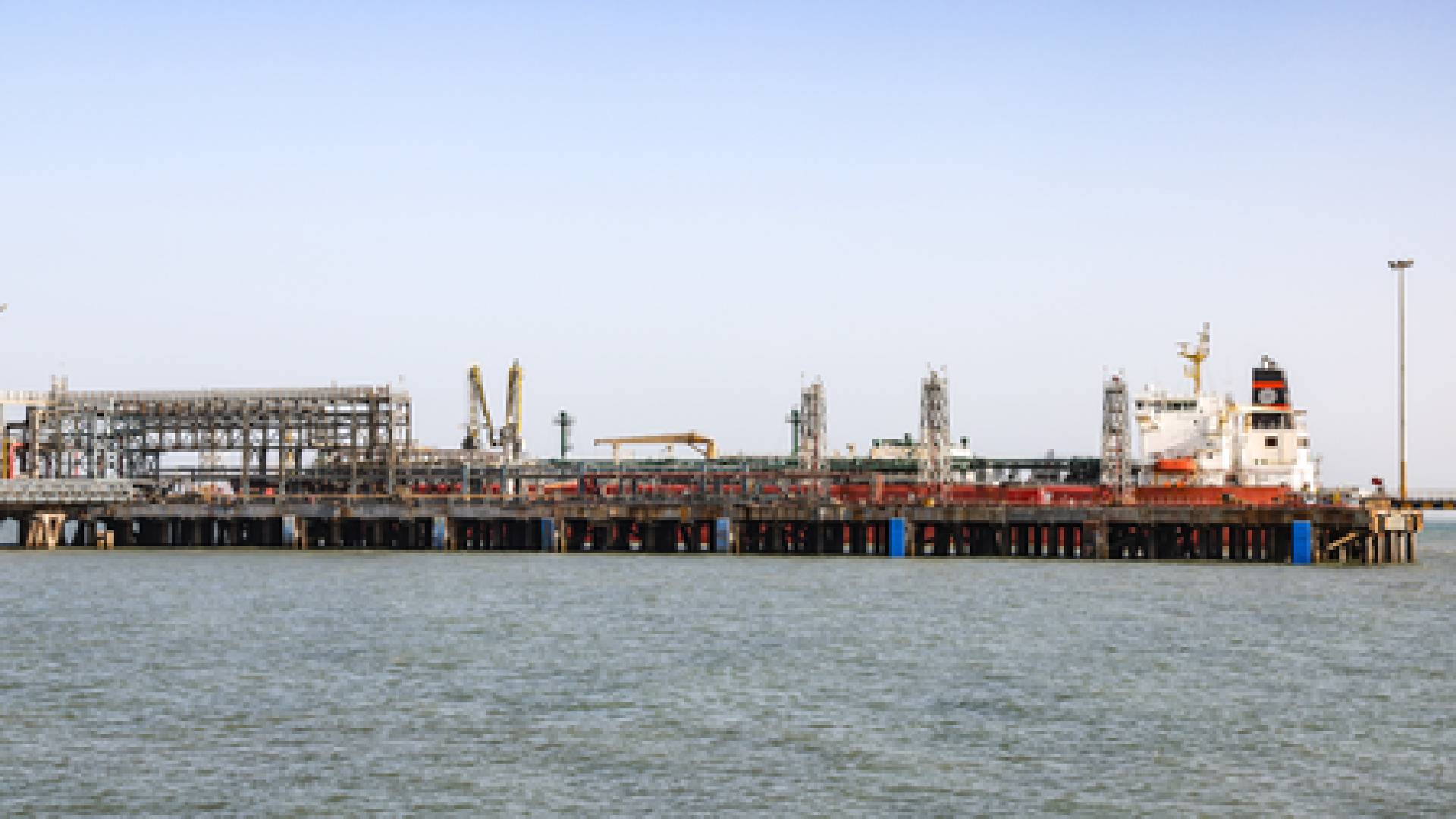 Another India-flagged Tanker Green Asha Crosses Strait of Hormuz Amid Tensions