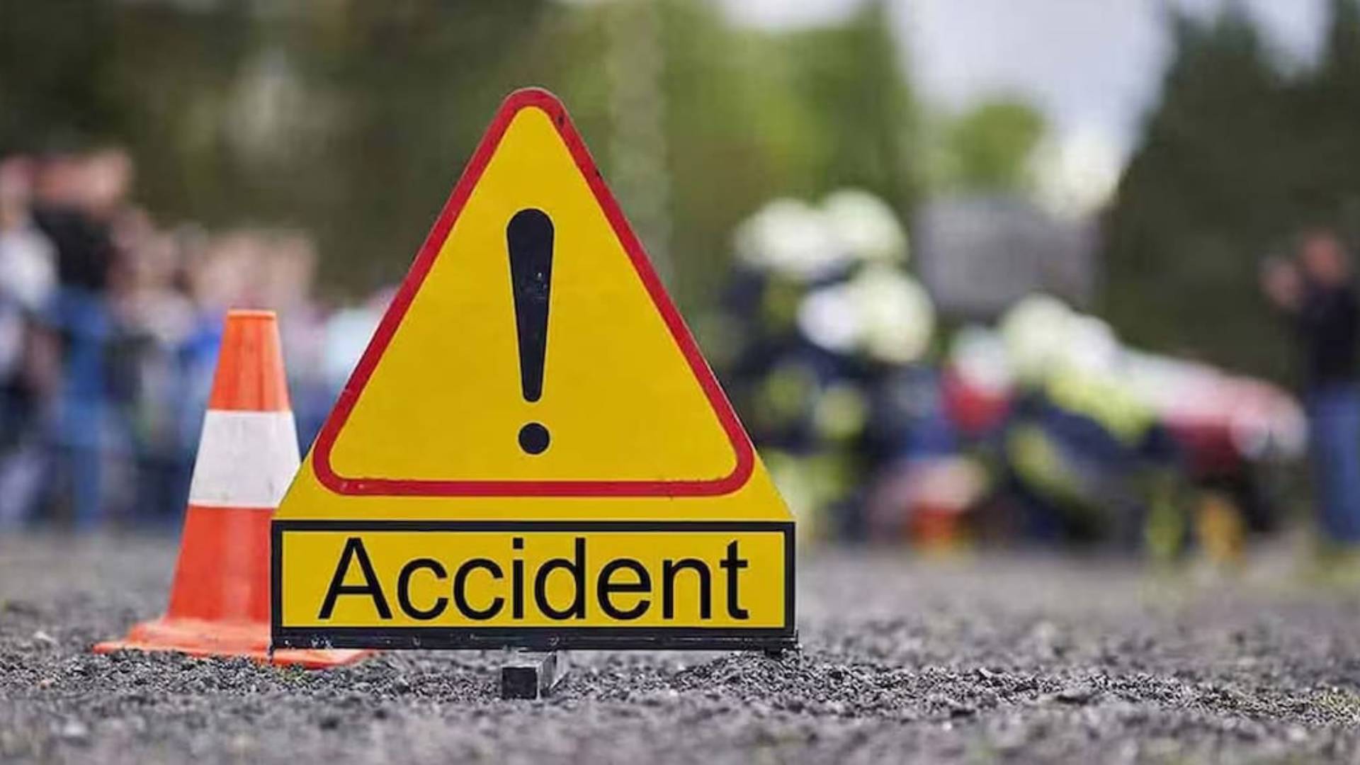 Bus Carrying 25 Passengers Overturns in Koraput, Several Hurt