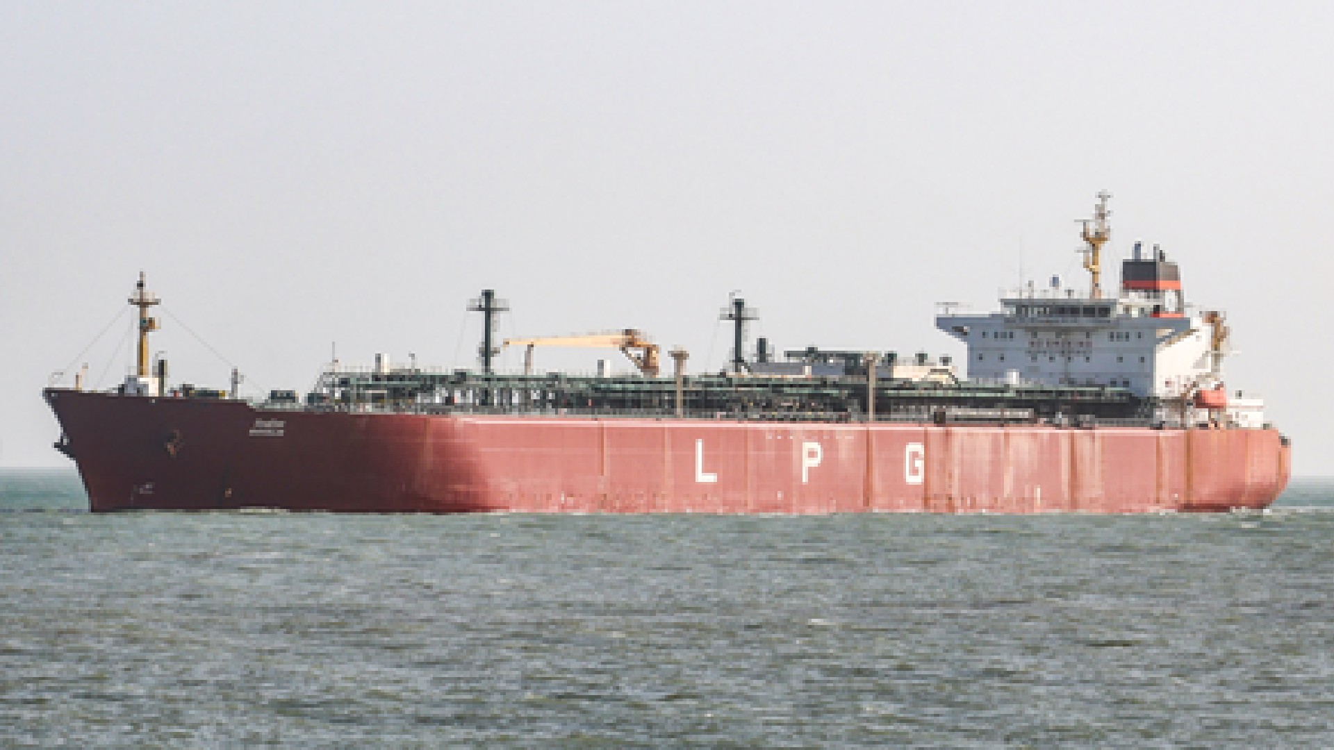 India-Flagged LPG Vessel Jag Vikram Clears Strait of Hormuz, Monitoring Continues