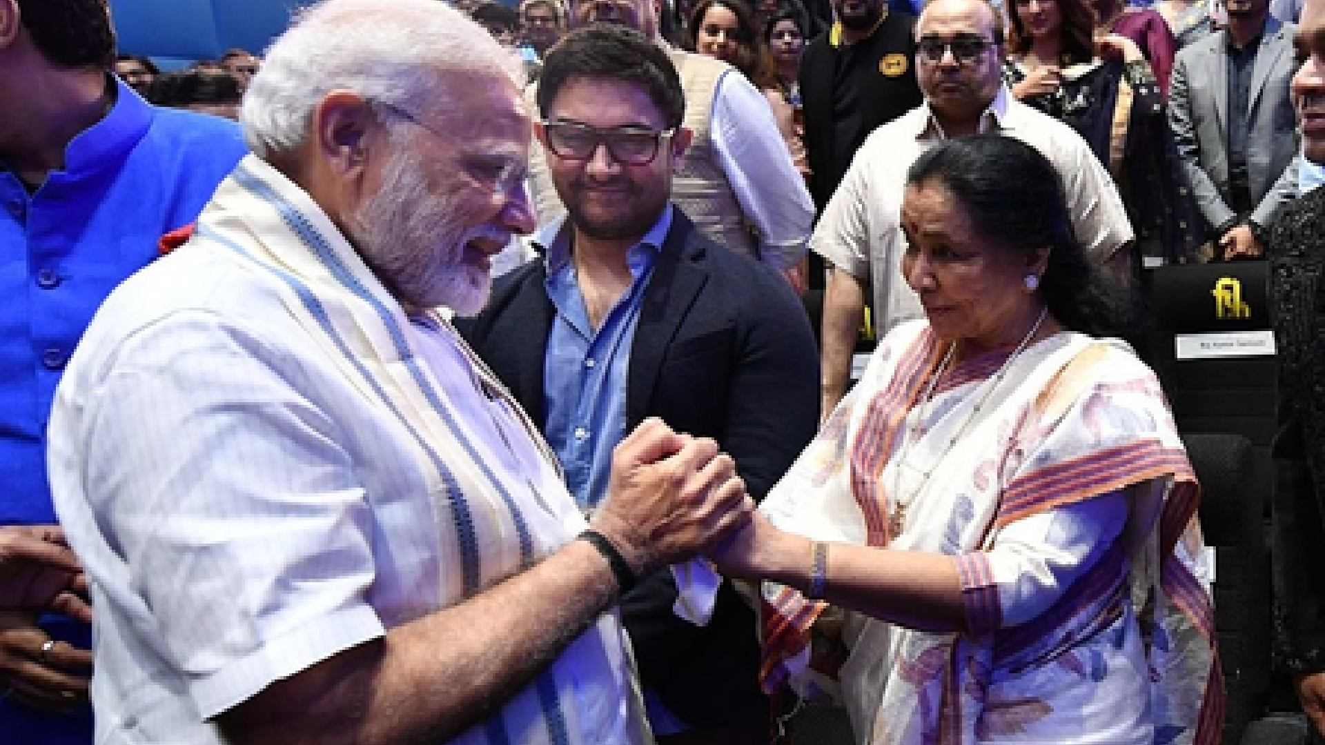 PM Modi Expresses Grief Over Iconic Singer Asha Bhosle's Demise