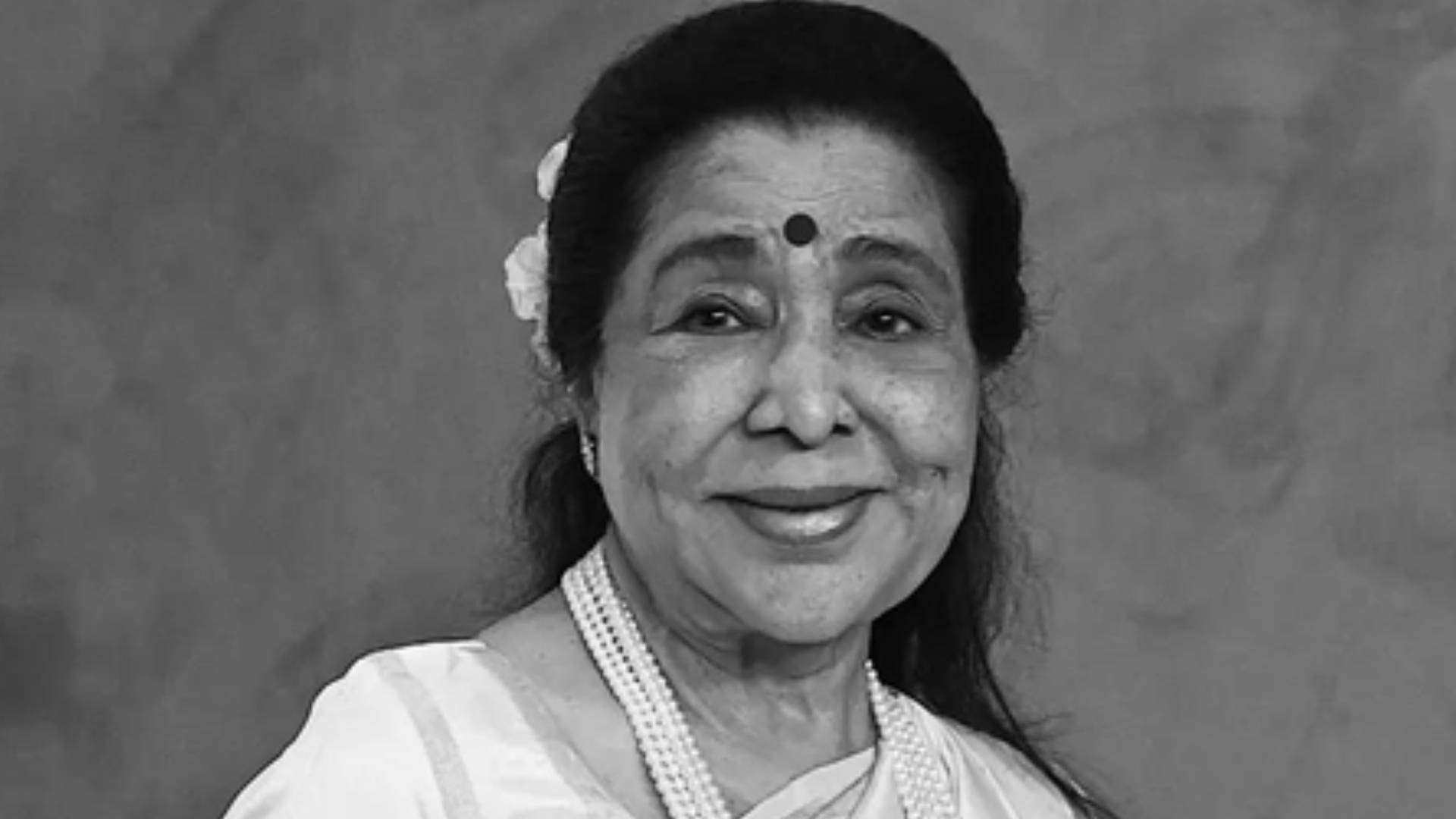 'India’s Heart Was Never Ready To Let Asha Ji Go': Gautam Adani Mourns Asha Bhosle's Passing