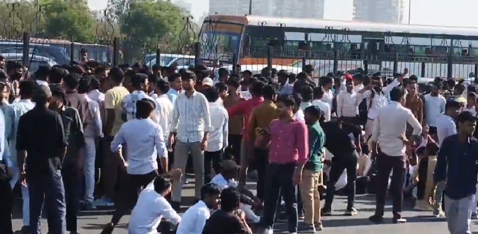 UP Govt Hikes Minimum Wages Retrospective From April 1 After Noida Labour Unrest