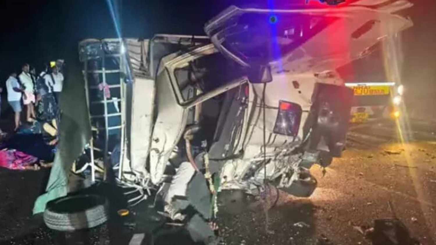 Eight Killed as Bolero Collides with Lorry near Andhra Pradesh’s Kurnool