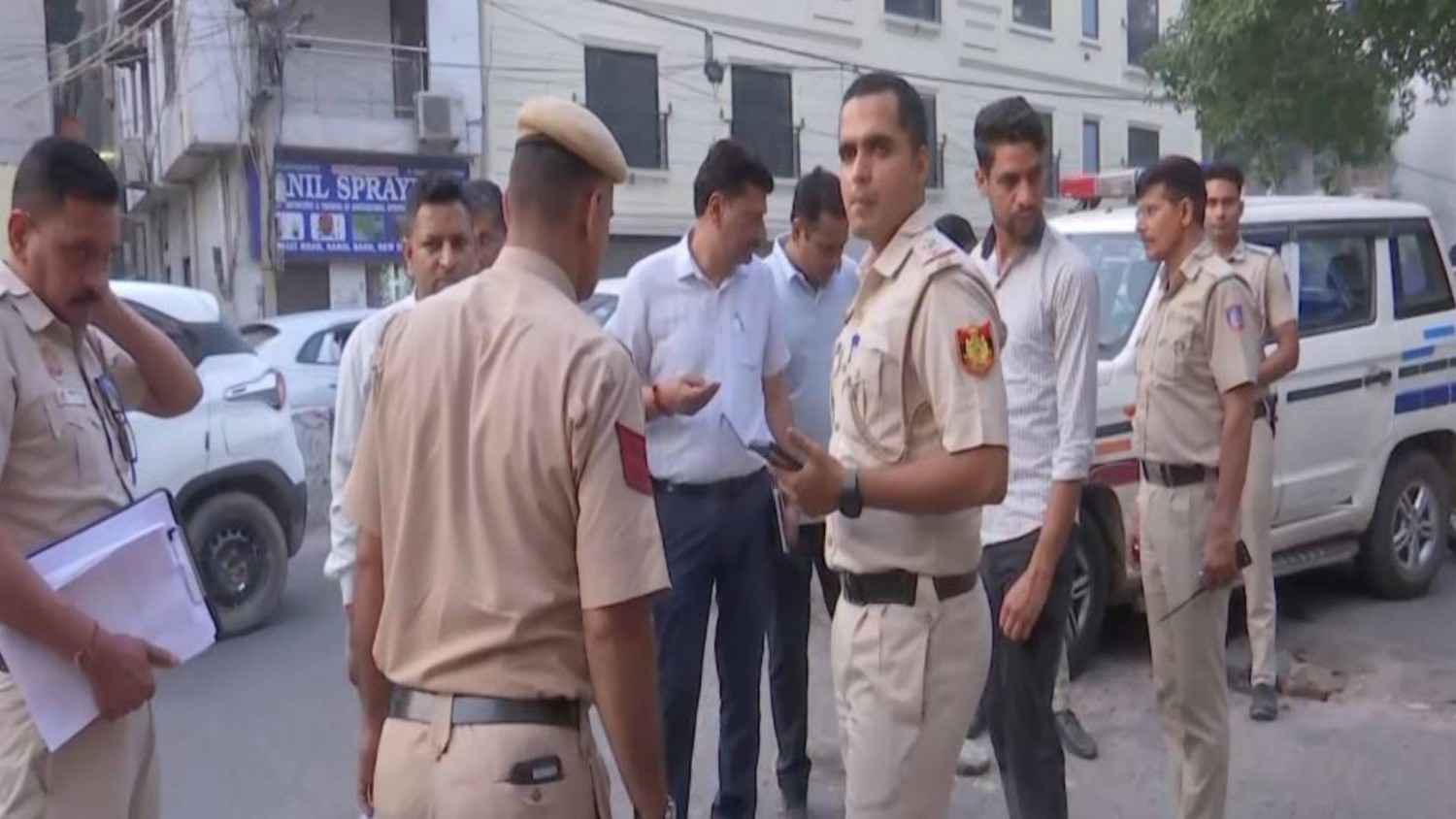One Injured in Shooting Incident in Delhi's Karol Bagh