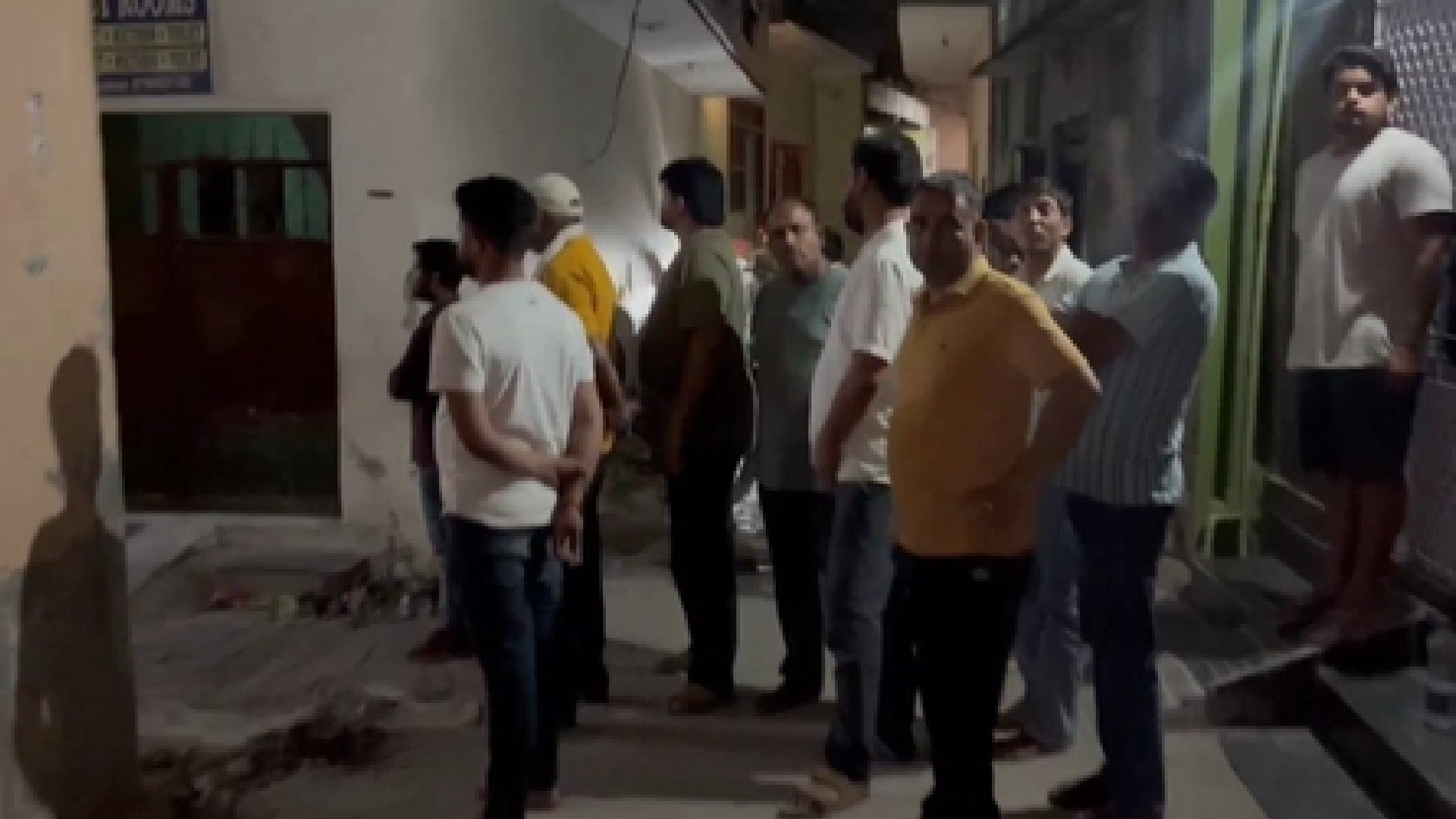 Gurugram Man Allegedly Kills Wife, Four Children Before Attempting Su*cide