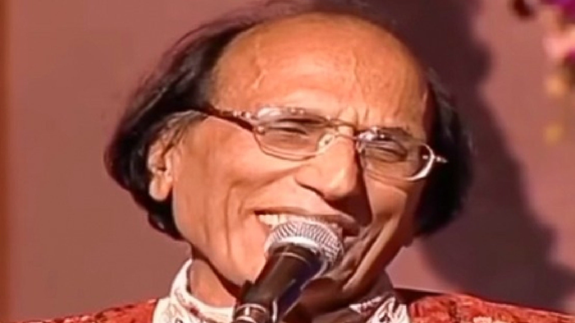 Noted Poet Bashir Badr Passes Away; Javed Akhtar Says ‘Urdu Has Become Poorer’