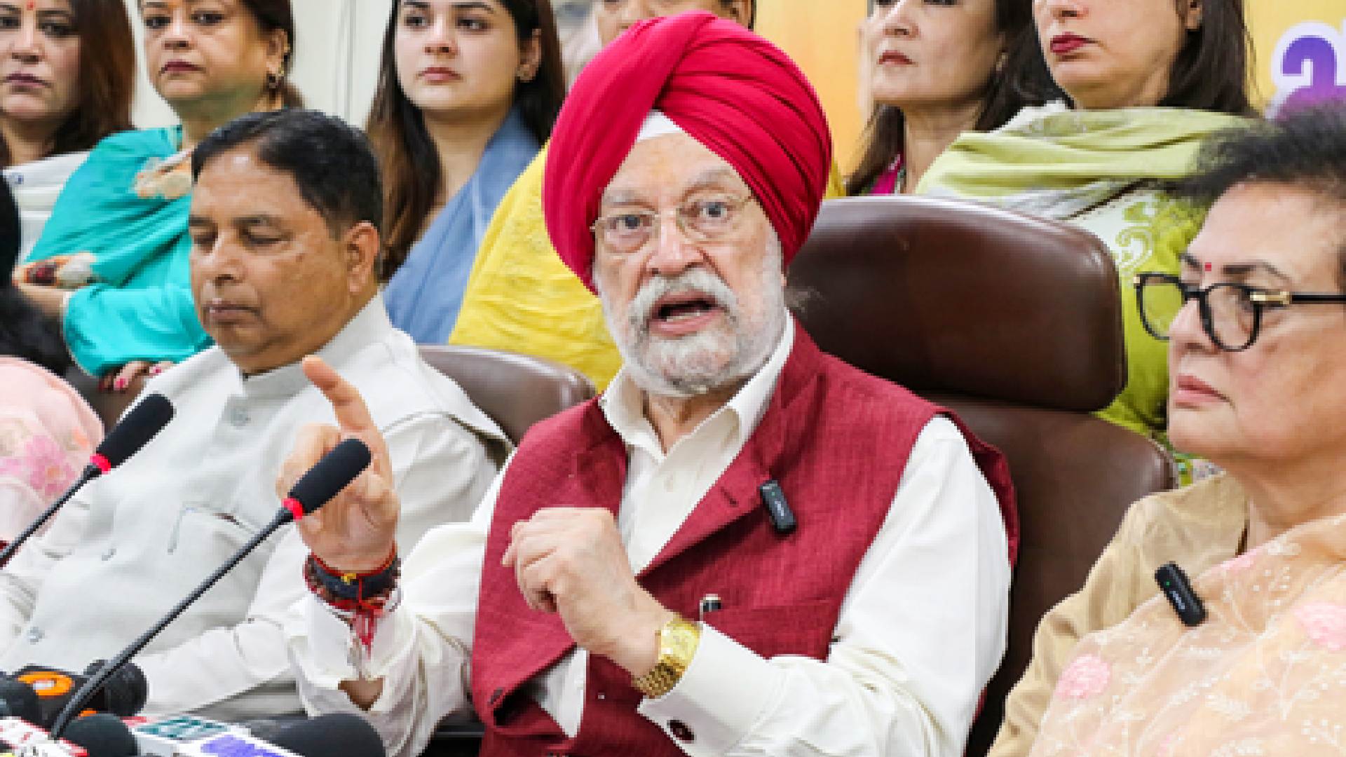 1 pc shift to ethanol-powered vehicles can save India nearly Rs 195 crore in forex: Hardeep Puri