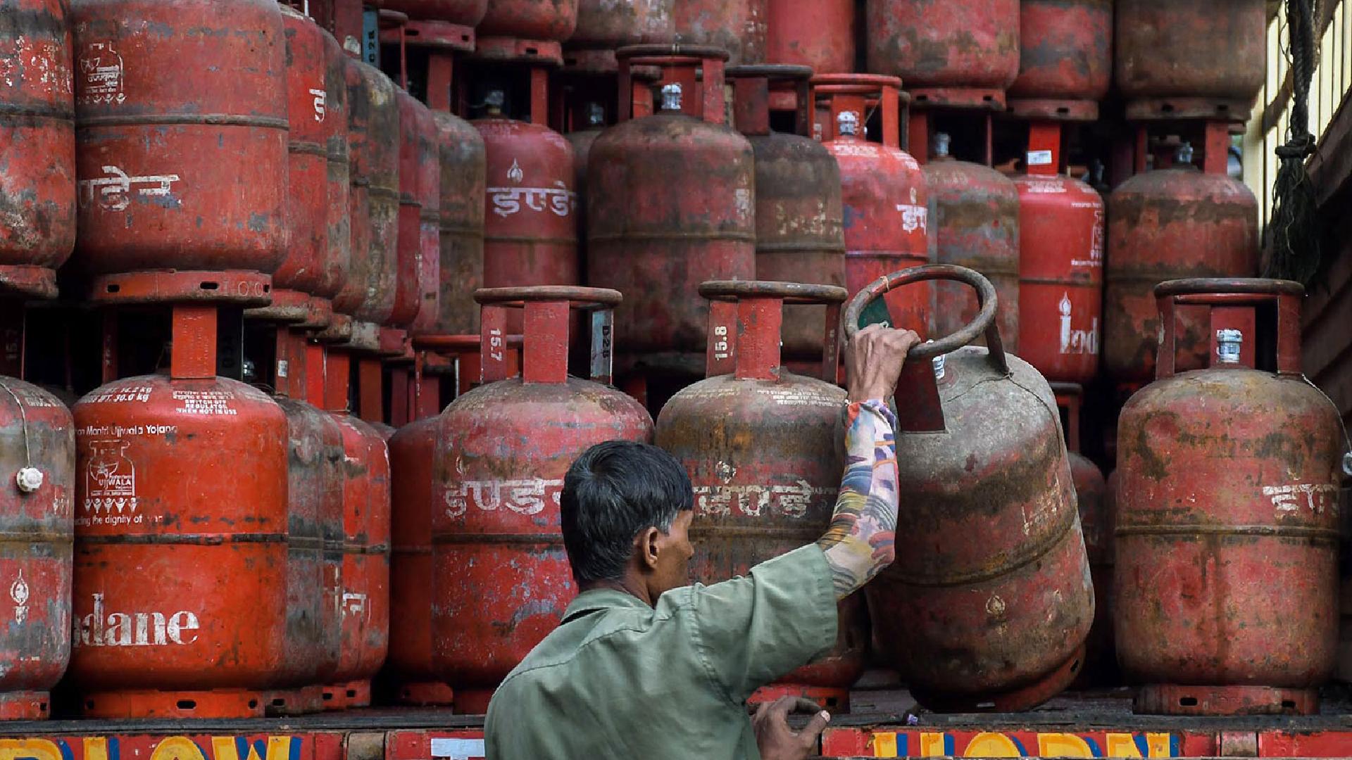Domestic LPG Gets Costlier by ₹29 as 14.2 kg Cylinder to Cost ₹968 in Bhubaneswar