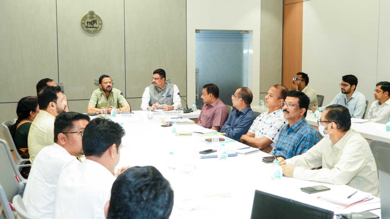 Odisha Reviews Urban Flood, Tsunami And Landslide Management Measures