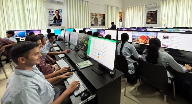 Vedanta Aluminium Boosts Digital Learning in Lanjigarh; Over 1,400 Students Benefitted