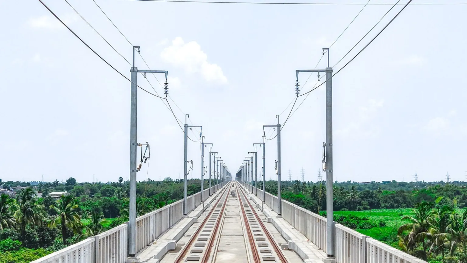 Electrification work underway on Mumbai-Ahmedabad bullet train corridor (Image: NHSRCL)